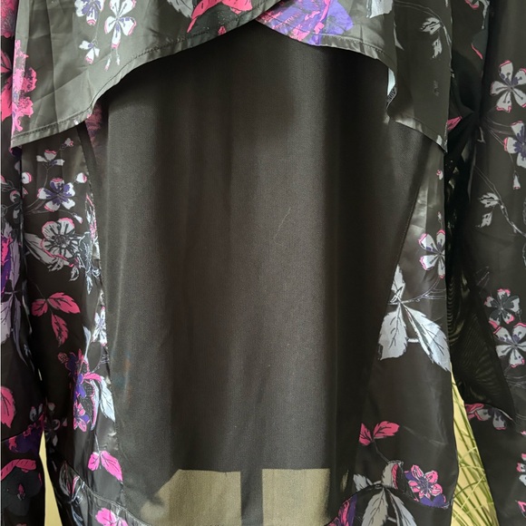 LuLaRoe Rise Determined Lightweight Workout Jacket Size XL - Picture 6 of 10